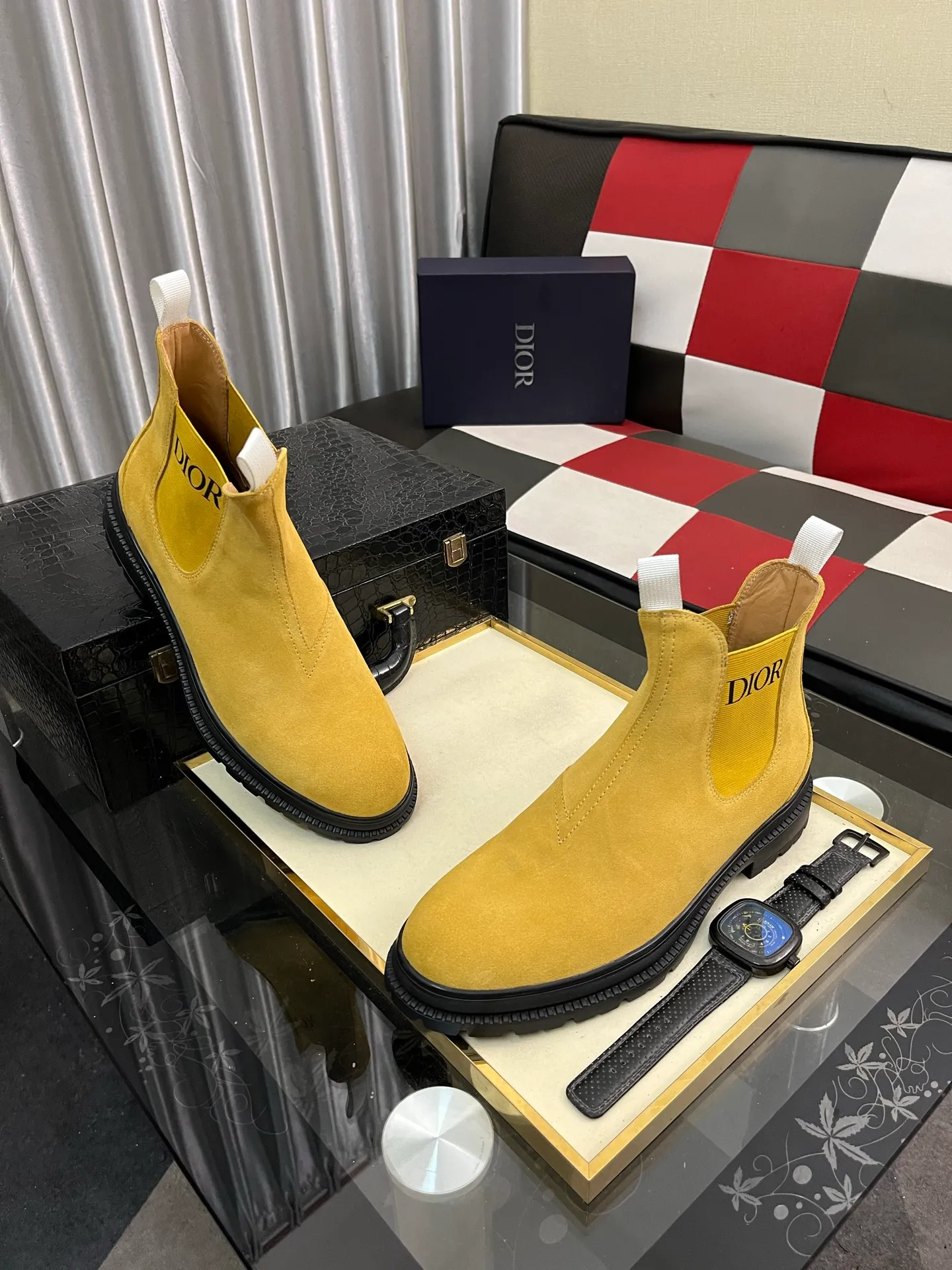 Men's shoes 💰500⌚️⌚️"Dior" Gaoban short boots ⚠️⚠️Top purchasing agents🔍🔍Men's 2023 HK counters are on sale simultaneously. Sole: The original sole is specially provided by the original factory. The exclusive movable molded sole is super comfortable. The original factory and the single product are handmade🔍🔍. The details determine the quality. We only make shoes with care. You can enter and exit the counter at will. Welcome to compare. 🇮🇹Size: 38-444️⃣Colors available